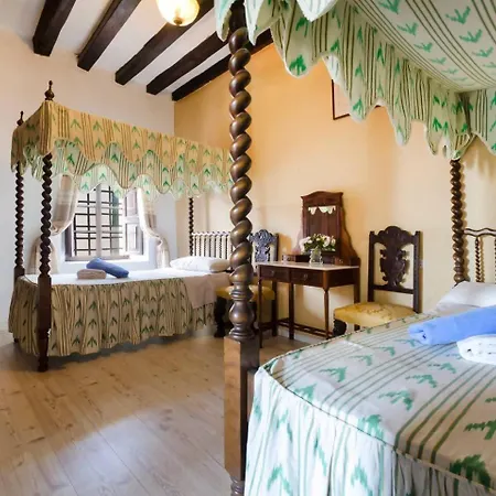Villa Casa Historica Con Piscina Sauna Y Jacuzzi *