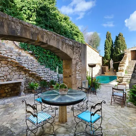 Casa Historica Con Piscina Sauna Y Jacuzzi